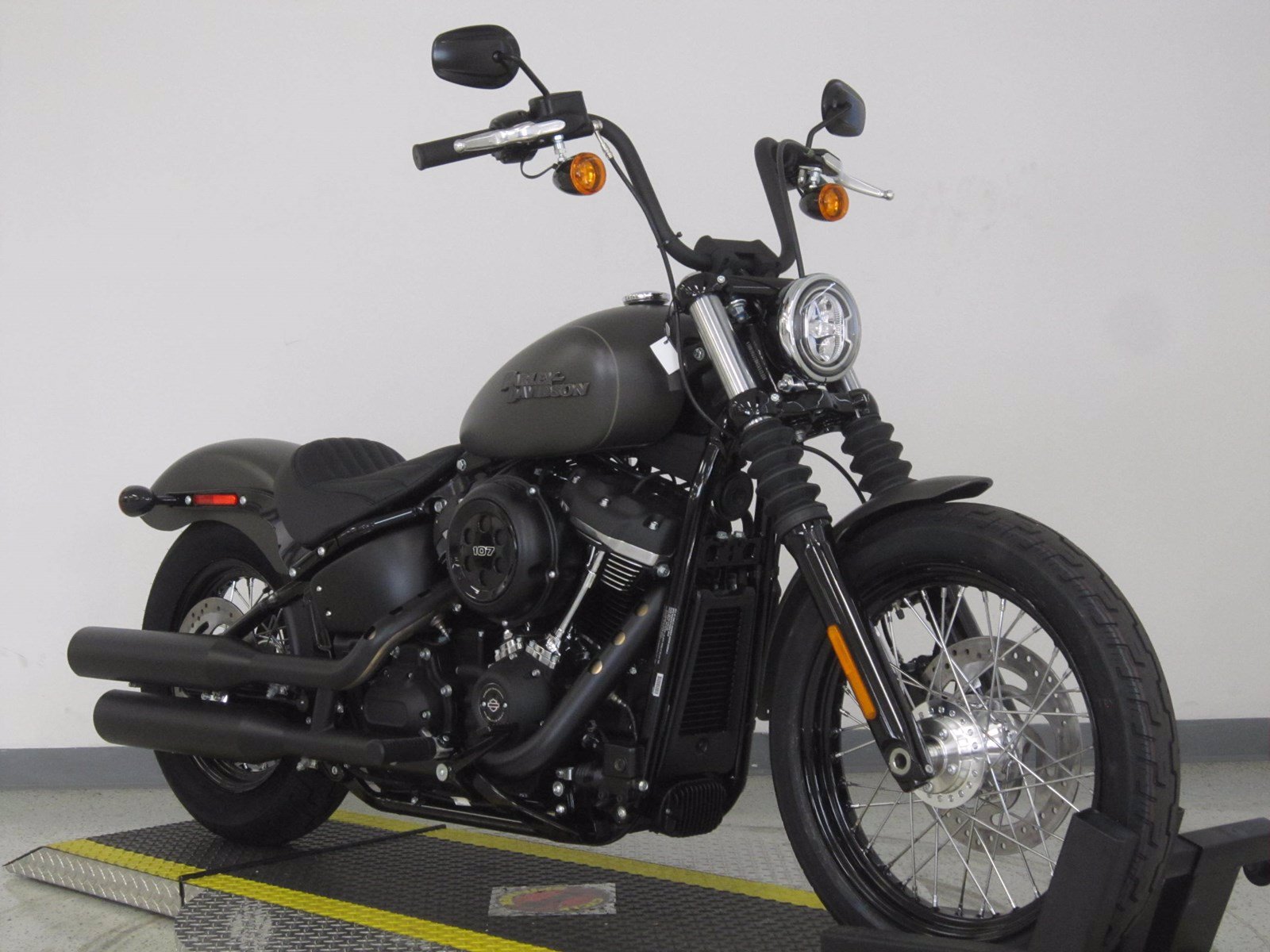 New 2019 Harley-Davidson Softail Street Bob FXBB Softail In West Palm ...