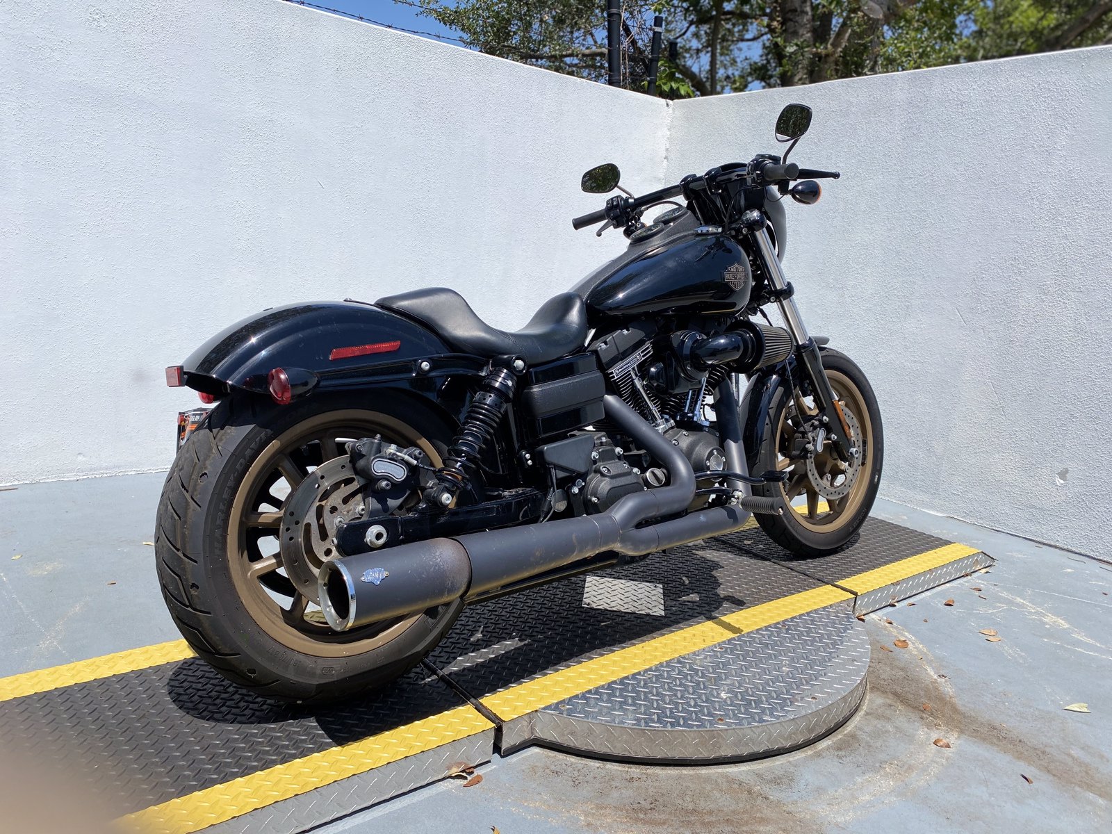 Pre-Owned 2017 Harley-Davidson Dyna Low Rider S FXDLS Dyna ...