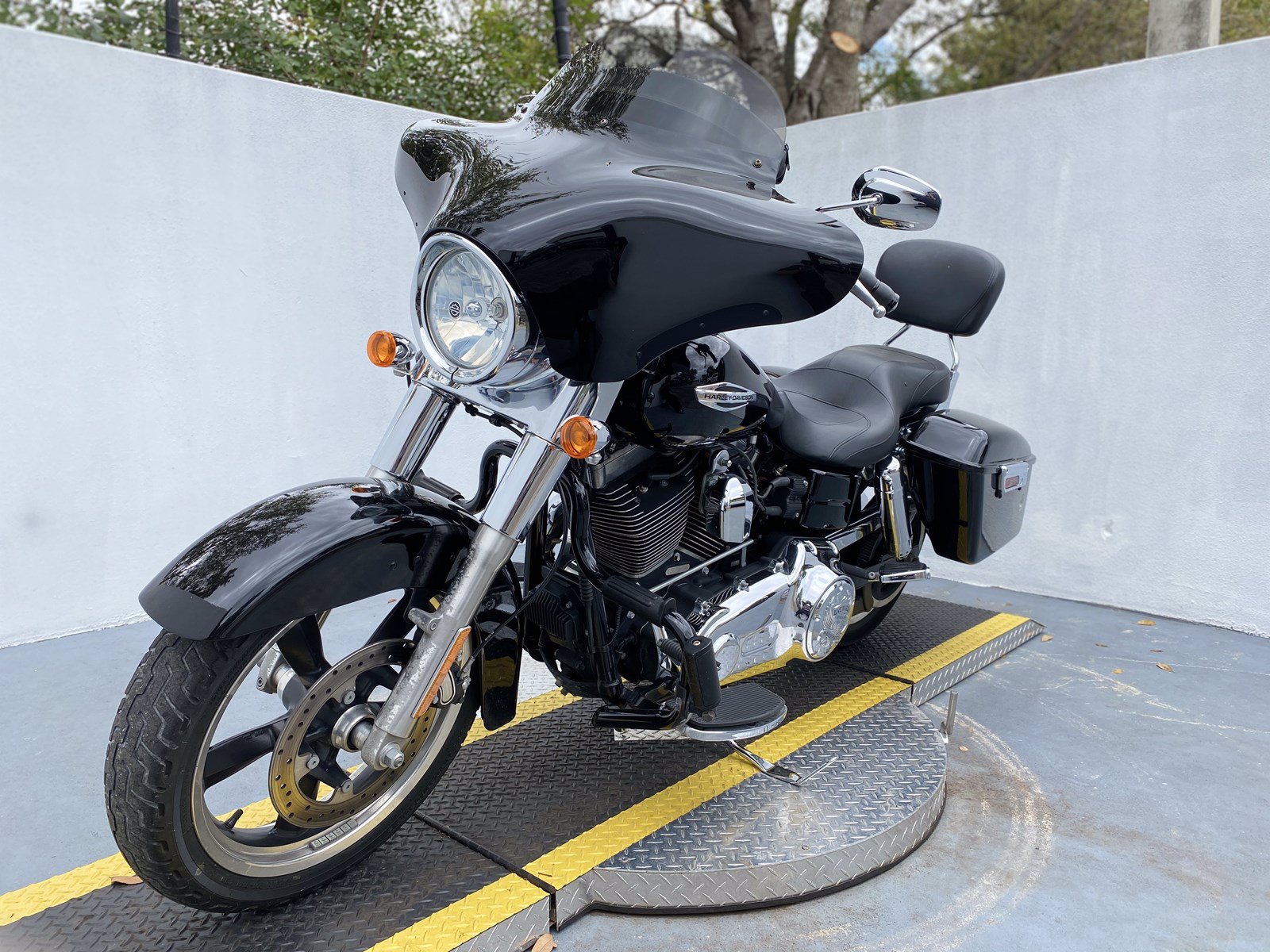 Pre-Owned 2012 Harley-Davidson Dyna Switchback FLD Dyna in ...