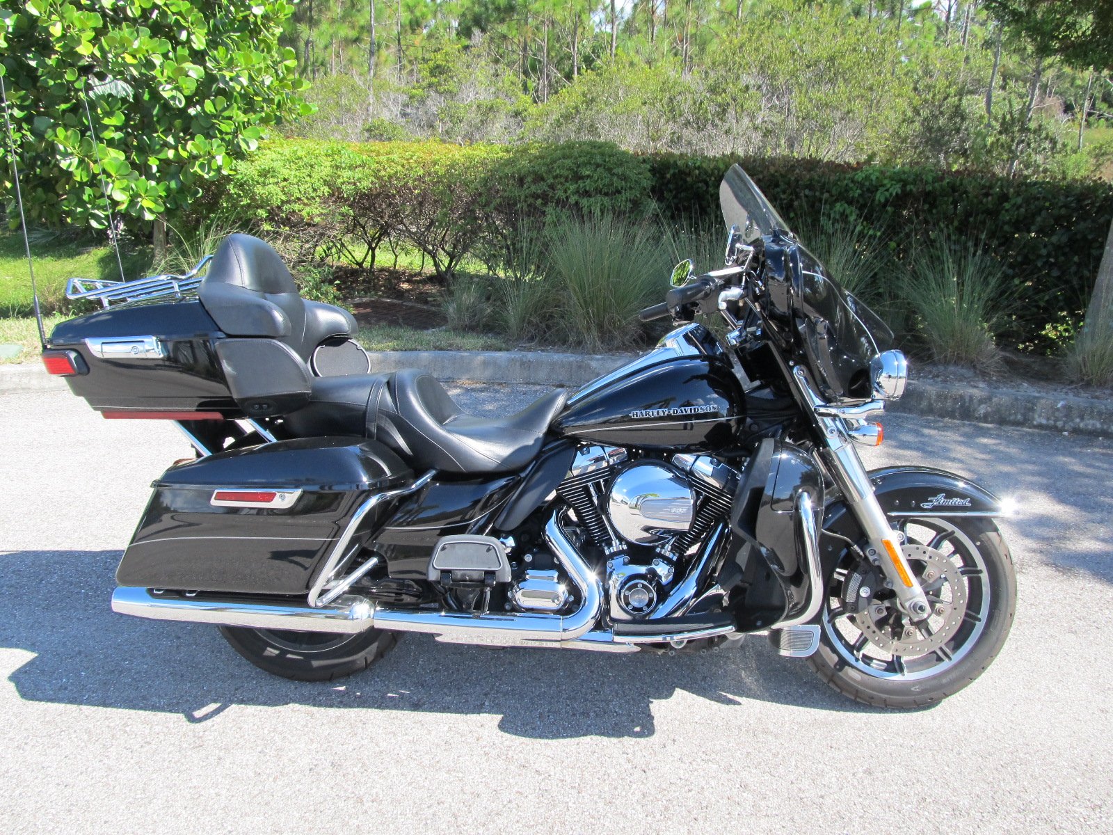 Pre-Owned 2015 Harley-Davidson Ultra Limited FLHTK Touring in West Palm ...