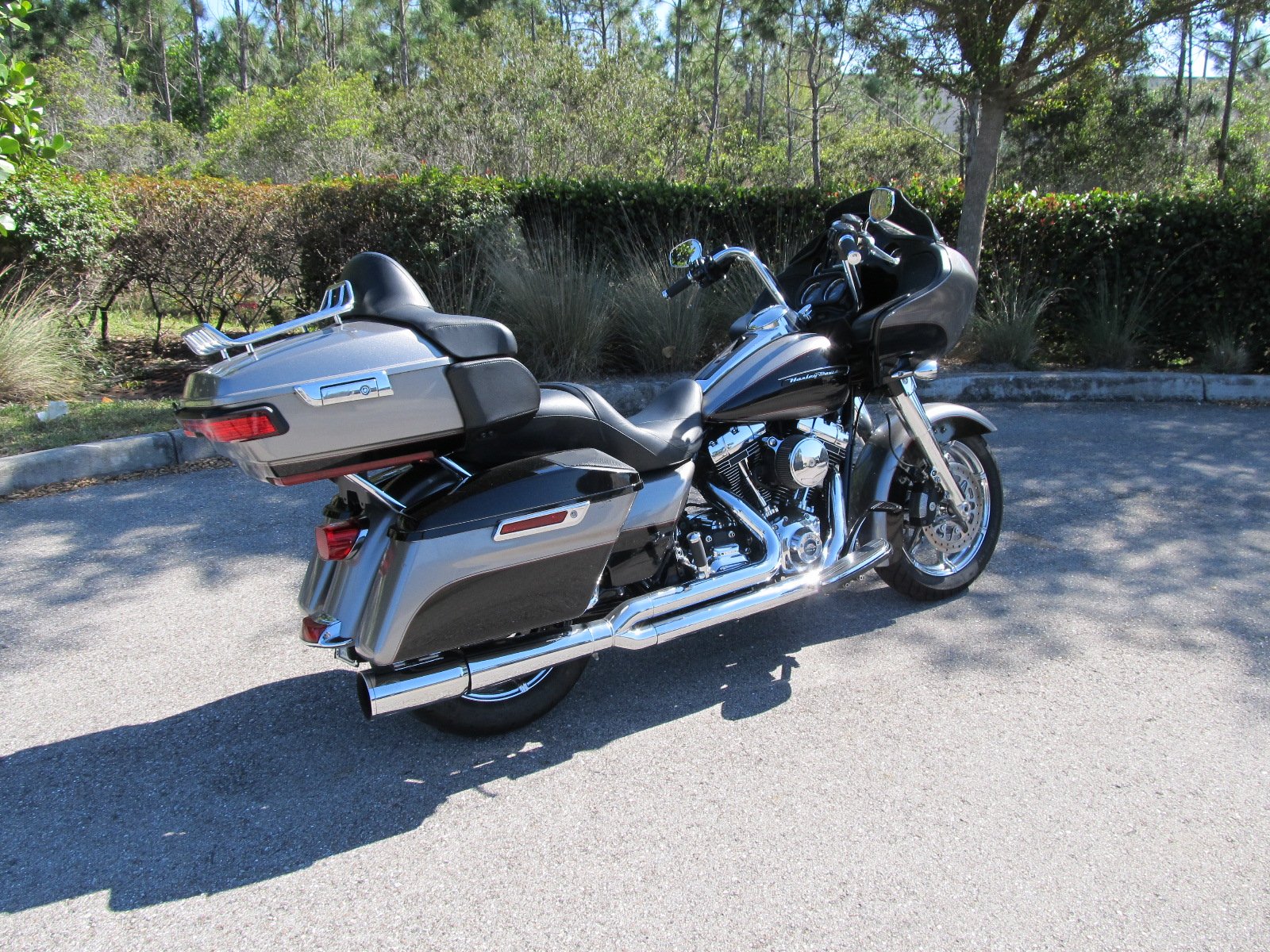 Pre-Owned 2016 Harley-Davidson Road Glide Ultra FLTRU Touring in West ...