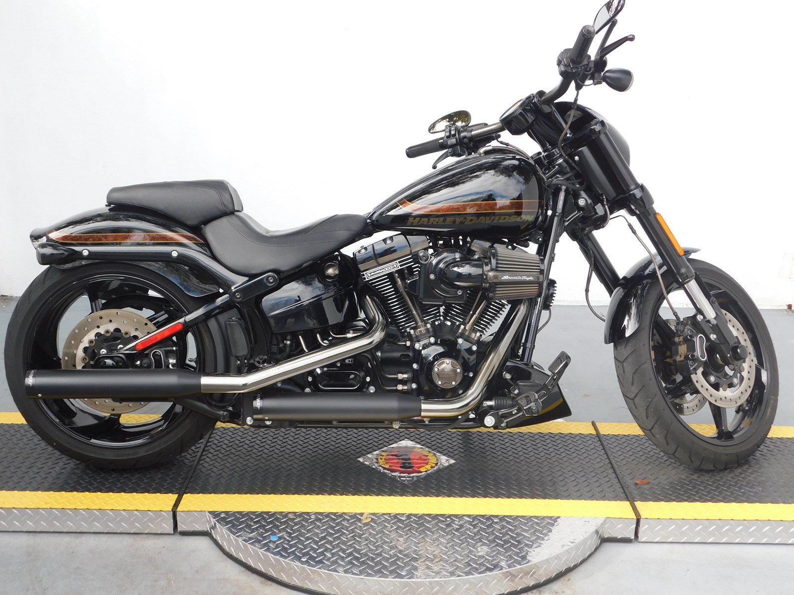 Pre-Owned 2017 Harley-Davidson Softail Pro Street Breakout ...