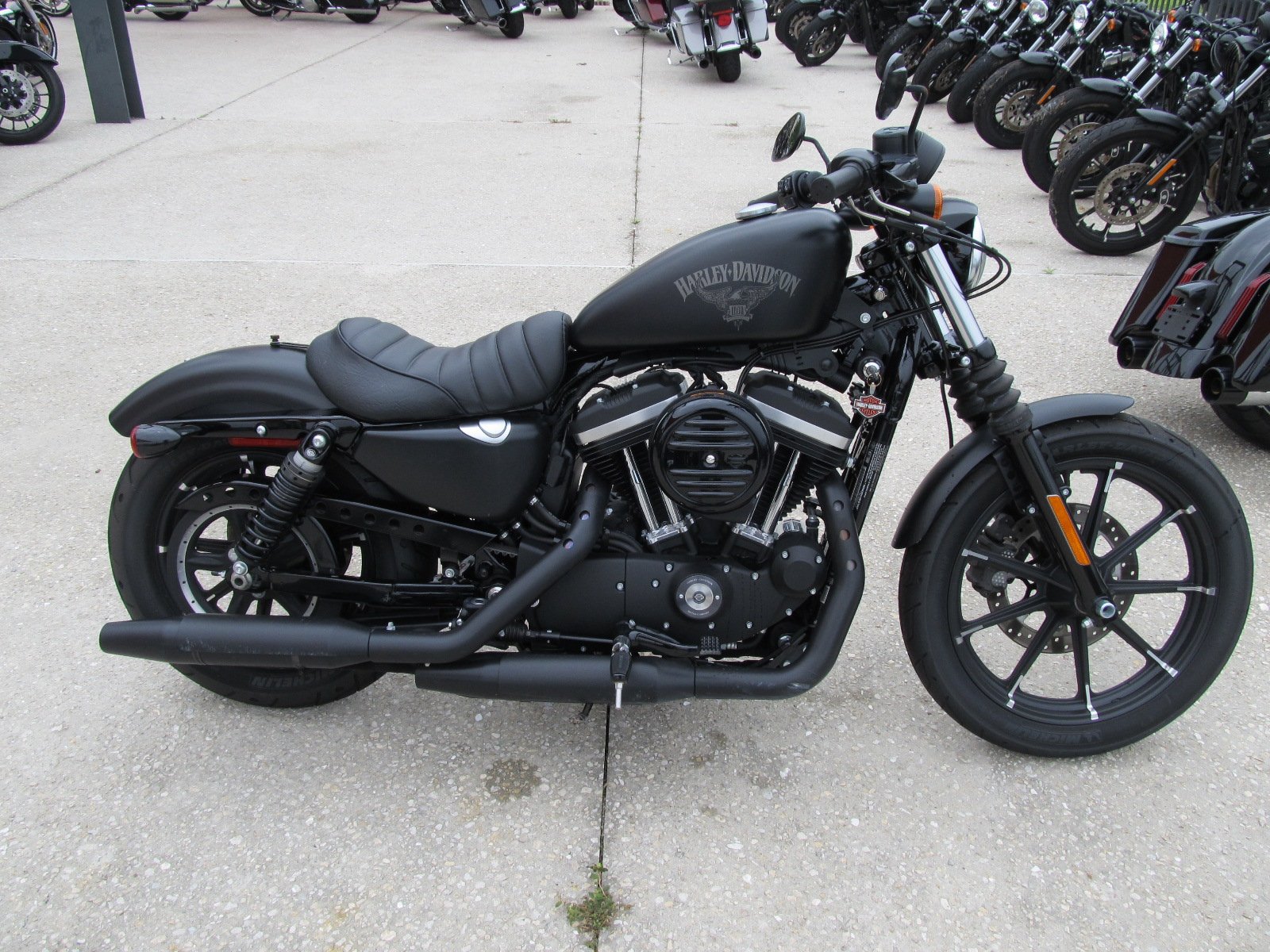 Pre-Owned 2018 Harley-Davidson Sportster Iron 883 XL883N ...