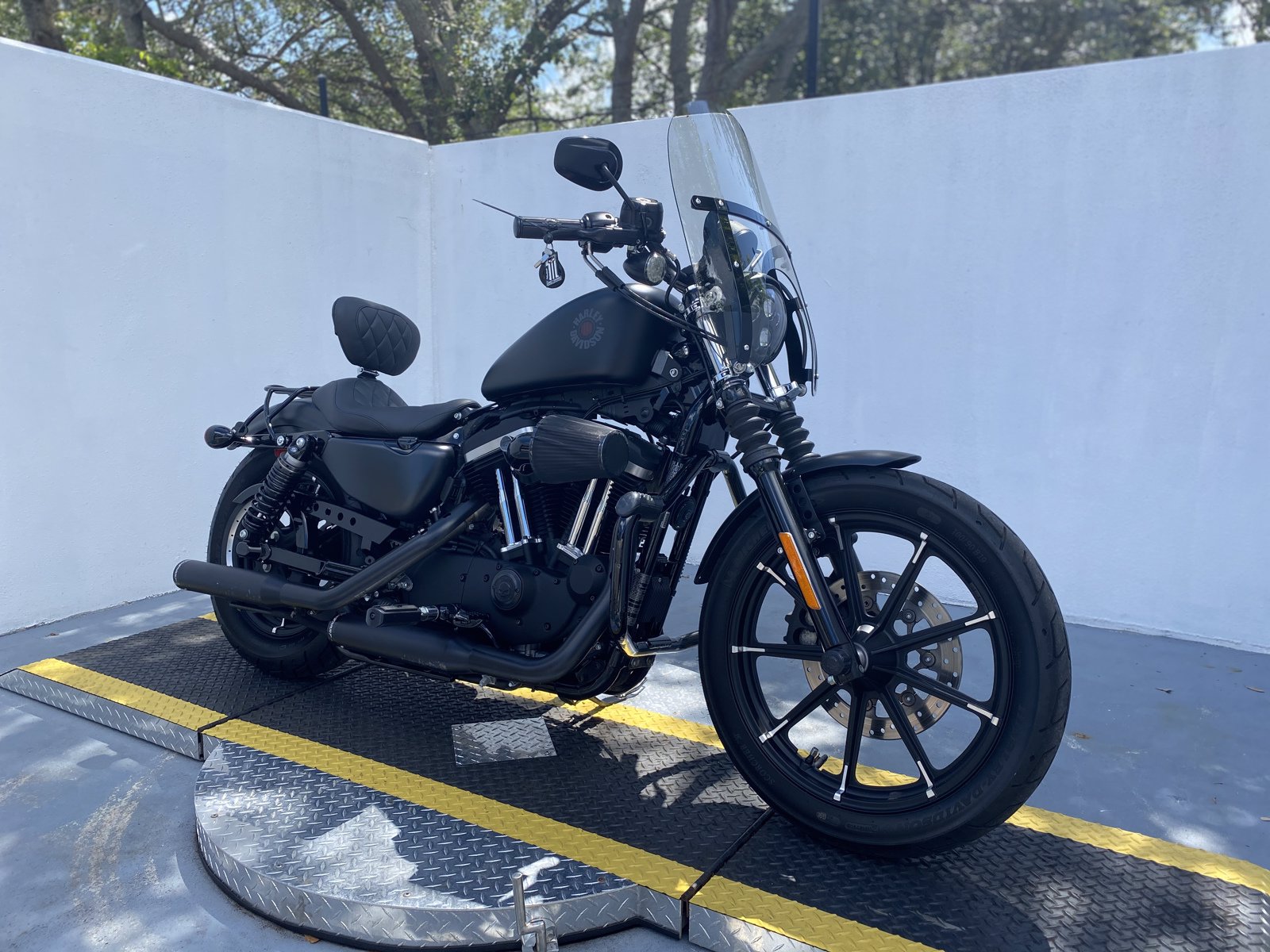 Pre-Owned 2020 Harley-Davidson Sportster Iron 883 XL883N Sportster in ...